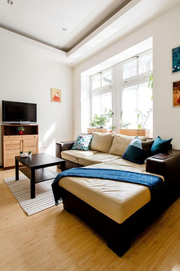 Appartamento Downtown Delight Near The Basilica Budapest Esterno foto