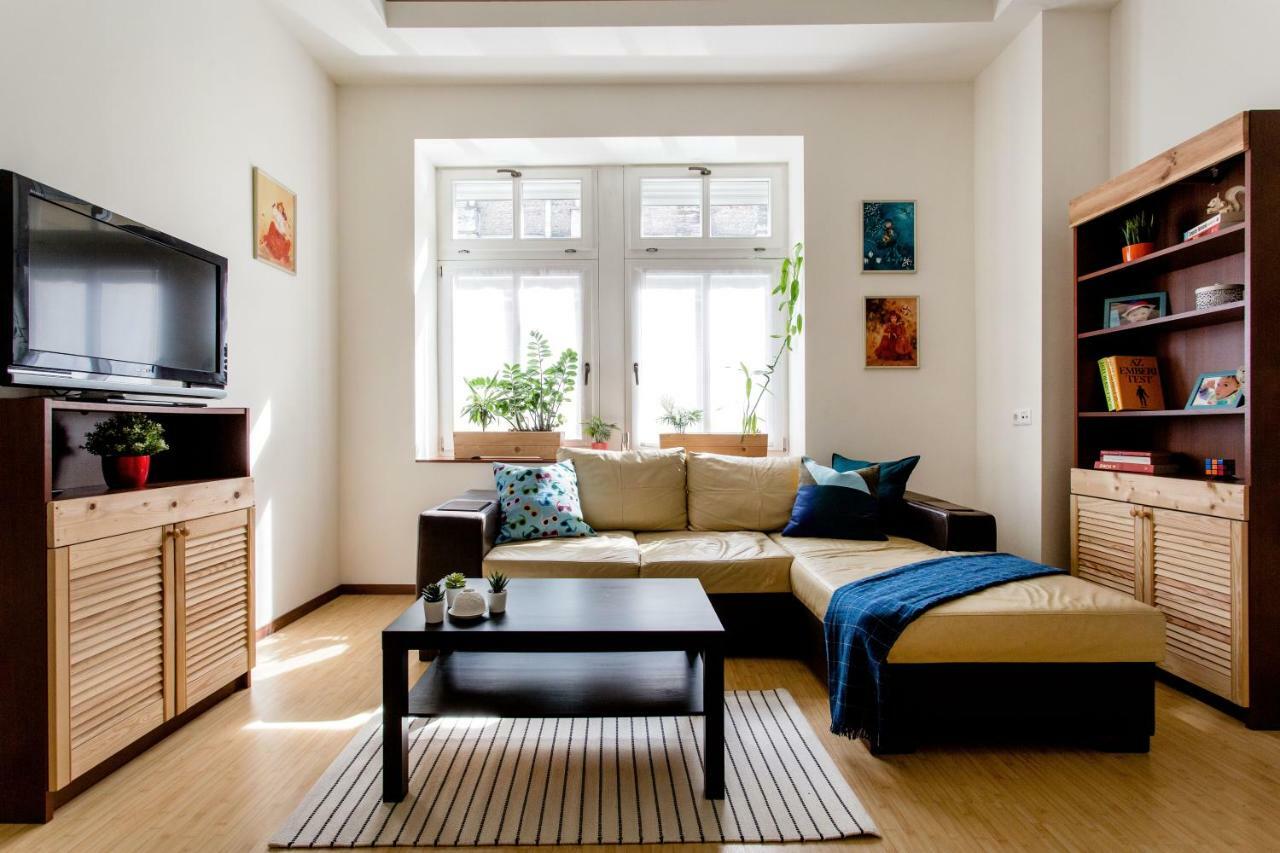 Appartamento Downtown Delight Near The Basilica Budapest Esterno foto
