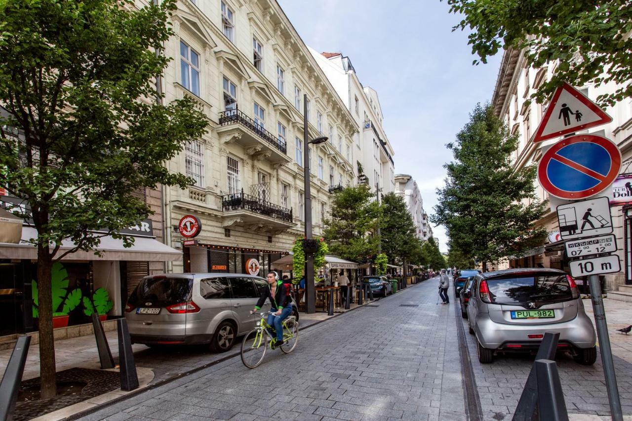 Appartamento Downtown Delight Near The Basilica Budapest Esterno foto