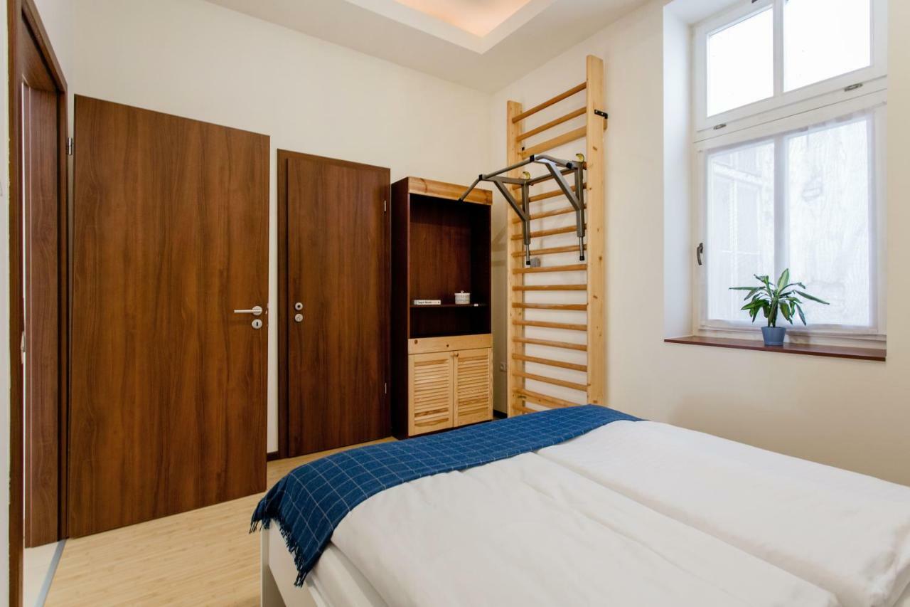 Appartamento Downtown Delight Near The Basilica Budapest Esterno foto